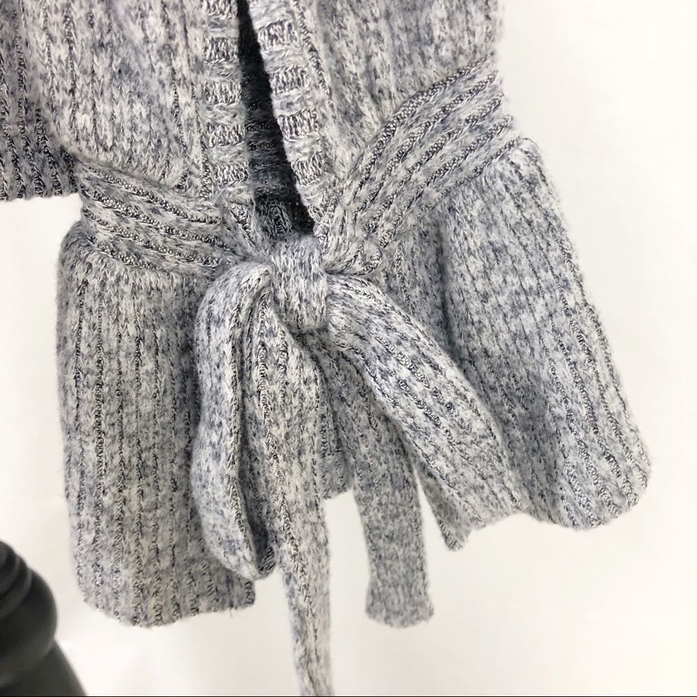 NWT Lucky Brand Ruffle Tie Long Sleeve Grey Top❤ - Picture 6 of 7